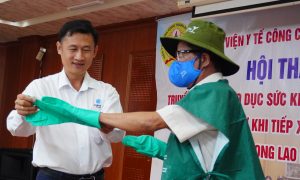 Trang bị kiến thức, bảo vệ sức khỏe người lao động trong sử dụng thuốc BVTV
